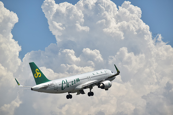 エアライン賞(春秋航空)「夏空へ」NobuhikoMiyashita様